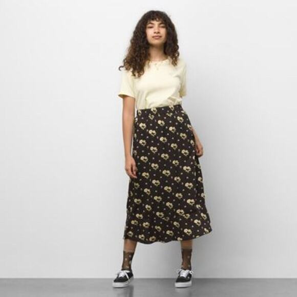 Vans Dresses & Skirts - NWT Vans Women's Black Floral Print Folklore Midi Skirt Size Medium